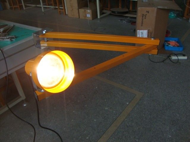 660 Watt διπλασιάζουν τα φω'τα αποβαθρών φόρτωσης των οδηγήσεων δοκών στέγης με το διευθετήσιμο βραχίονα για την αποθήκη εμπορευμάτων