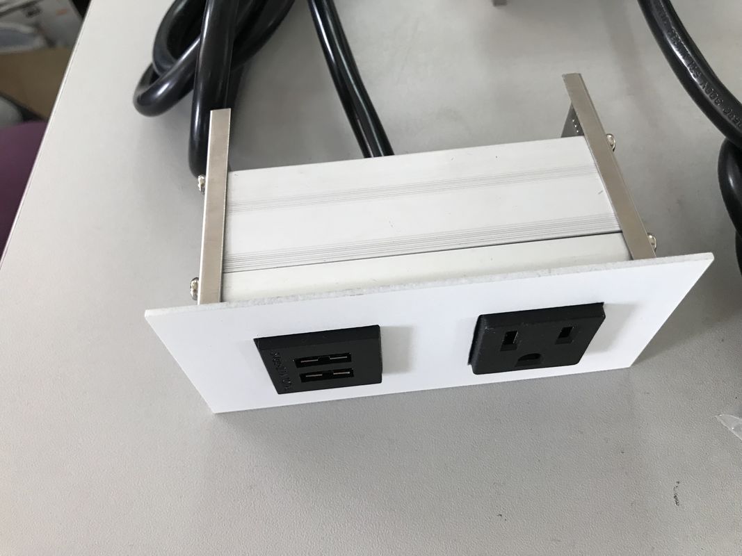 Κρυμμένες υποδοχές δύναμης υπολογιστών γραφείου με 1 έξοδο/2 λιμένες USB, Tabletop γείσων ανοξείδωτου έξοδος δύναμης